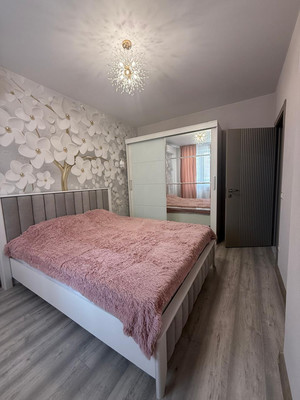 Сдам двухкомнатную (2-комн.) квартиру, Котанова ул, 4, Новороссийск г