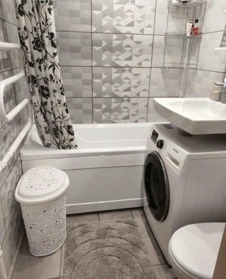 Продам двухкомнатную (2-комн.) квартиру, Кирова (Центральный р-н) ул, 51, Новокузнецк г