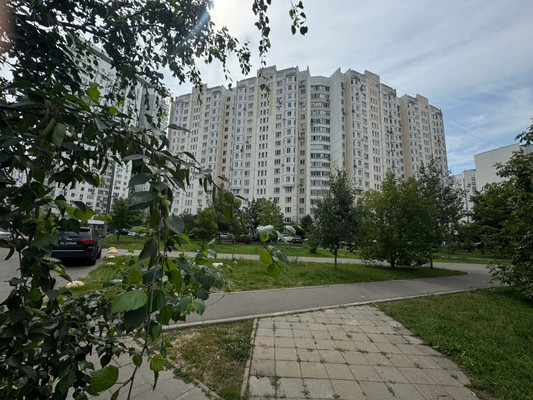 Продам многокомнатную квартиру, Васильцовский Стан ул, 5к2, Москва г