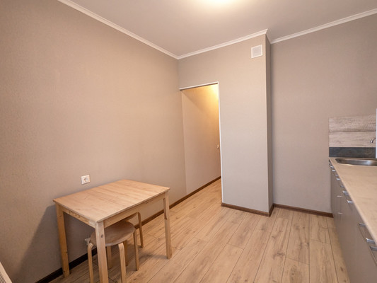 Продам однокомнатную (1-комн.) квартиру, Земская ул, 13, Чехов г