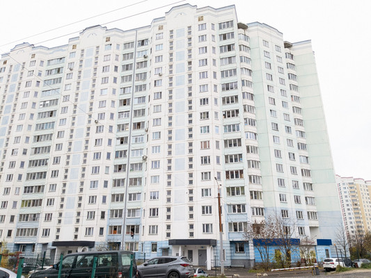 Продам однокомнатную (1-комн.) квартиру, Земская ул, 13, Чехов г
