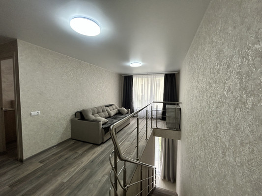 Сдам двухкомнатную (2-комн.) квартиру, Александра Суворова пр-кт, 15к7, Симферополь г