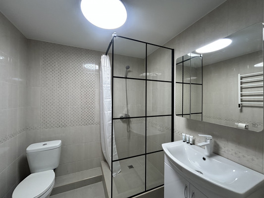 Сдам двухкомнатную (2-комн.) квартиру, Александра Суворова пр-кт, 15к7, Симферополь г