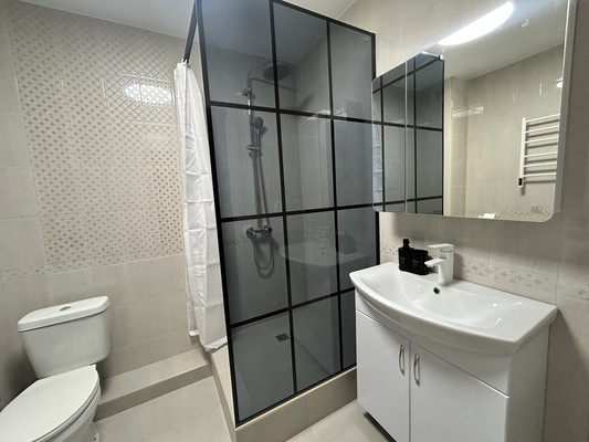 Сдам двухкомнатную (2-комн.) квартиру, Александра Суворова пр-кт, 15к7, Симферополь г