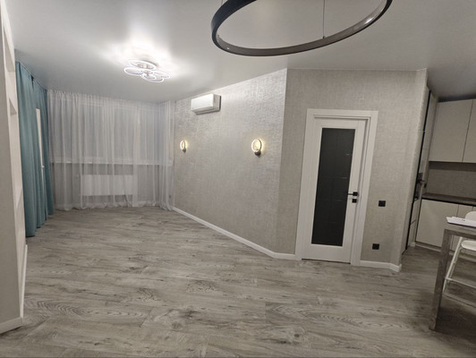 Продам трехкомнатную (3-комн.) квартиру, Степная ул, 1/1, Краснодар г