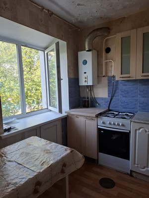 Продам трехкомнатную (3-комн.) квартиру, Свердлова ул, 39, Октябрьский г