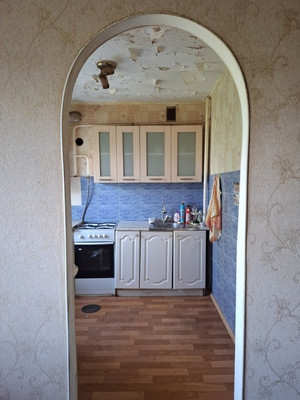 Продам трехкомнатную (3-комн.) квартиру, Свердлова ул, 39, Октябрьский г