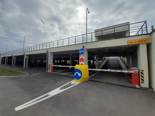 Продам машиноместо 13 м2, Солнечная ул, 6, Цемдолина с