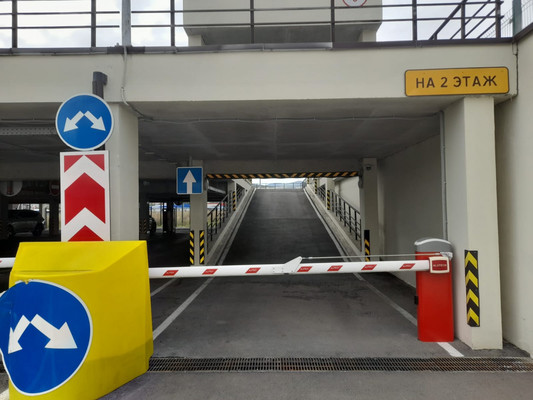 Продам машиноместо 13 м2, Солнечная ул, 6, Цемдолина с