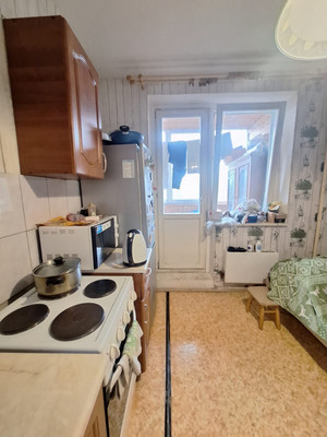 Продам однокомнатную (1-комн.) квартиру, Земская ул, 6, Чехов г