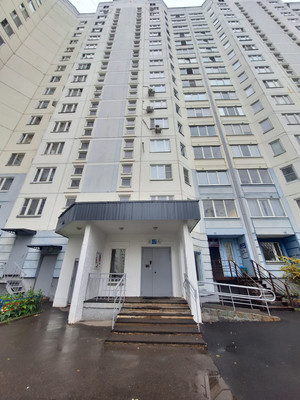Продам однокомнатную (1-комн.) квартиру, Земская ул, 6, Чехов г