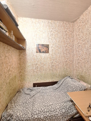 Продам однокомнатную (1-комн.) квартиру, Земская ул, 6, Чехов г