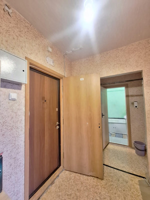 Продам однокомнатную (1-комн.) квартиру, Земская ул, 6, Чехов г