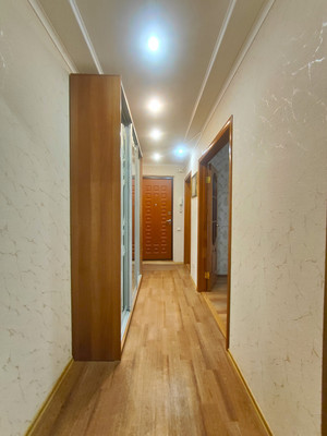 Продам трехкомнатную (3-комн.) квартиру, Бондаренко ул, 22, Казань г