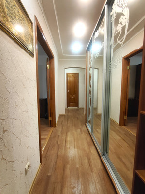 Продам трехкомнатную (3-комн.) квартиру, Бондаренко ул, 22, Казань г