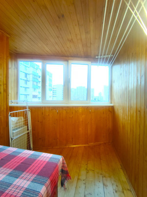 Продам трехкомнатную (3-комн.) квартиру, Бондаренко ул, 22, Казань г