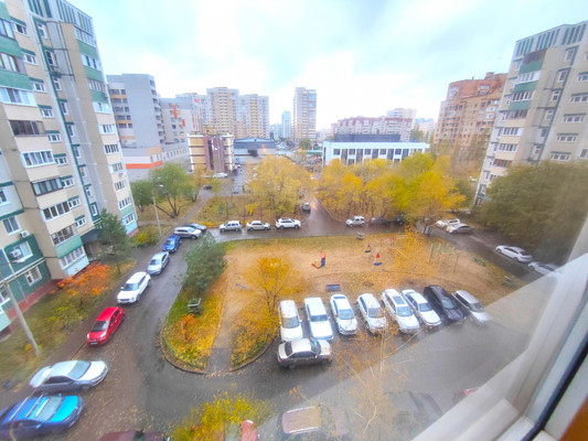 Продам трехкомнатную (3-комн.) квартиру, Бондаренко ул, 22, Казань г