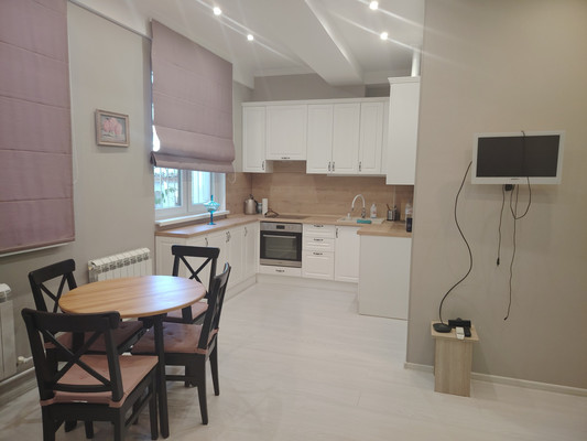 Продам двухкомнатную (2-комн.) квартиру, Ботаническая (Центральный р-н) ул, 19, Сочи г