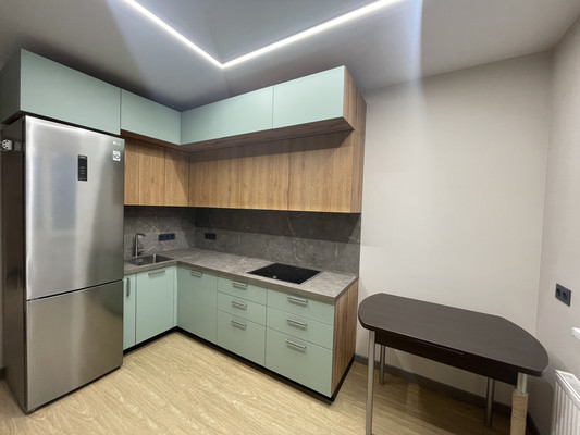 Продам двухкомнатную (2-комн.) квартиру, Никанорова ул, 4В, Симферополь г