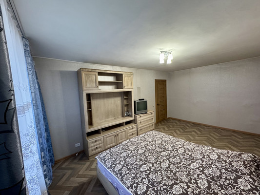 Продам однокомнатную (1-комн.) квартиру, Свердлова ул, 8, Рошаль г