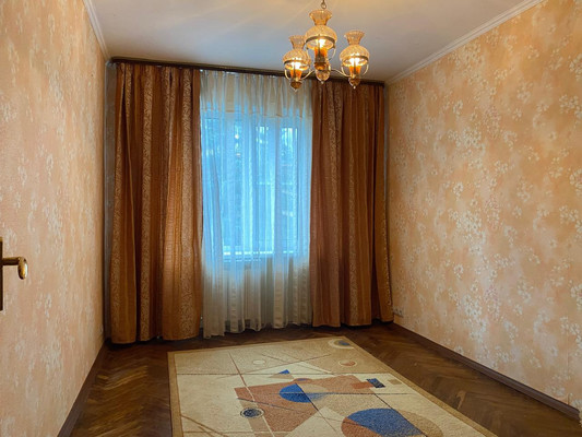 Продам трехкомнатную (3-комн.) квартиру, санаторий Русское поле ул, 1, Гришенки д