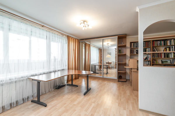Продам однокомнатную (1-комн.) квартиру, Винницкая ул, 21, Москва г