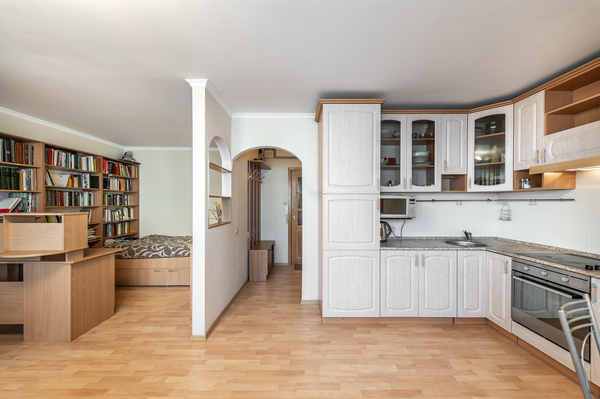 Продам однокомнатную (1-комн.) квартиру, Винницкая ул, 21, Москва г