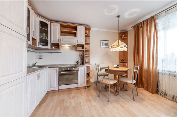 Продам однокомнатную (1-комн.) квартиру, Винницкая ул, 21, Москва г