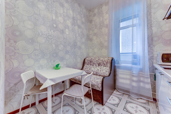 Продам однокомнатную (1-комн.) квартиру, Коломяжский пр-кт, 28к3, Санкт-Петербург г