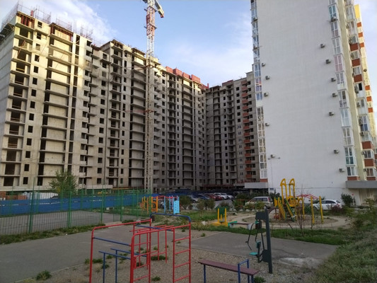 Продам двухкомнатную (2-комн.) квартиру, Мурата Ахеджака ул, 12к3, Новороссийск г