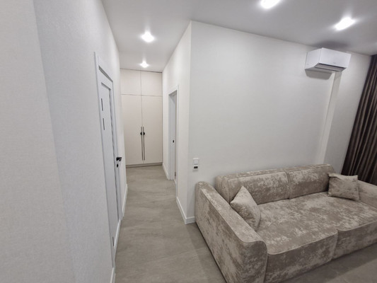 Продам однокомнатную (1-комн.) квартиру, Крымской весны ул, 13к1, Мирное с