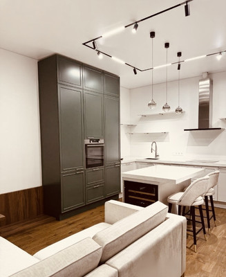 Продам трехкомнатную (3-комн.) квартиру, Винницкая ул, 8к4, Москва г