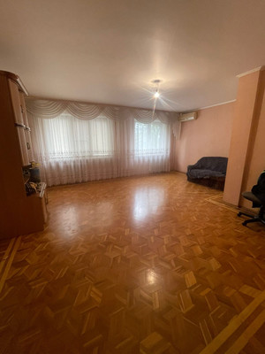 Продам трехкомнатную (3-комн.) квартиру, Еременко ул, 66/6, Ростов-на-Дону г