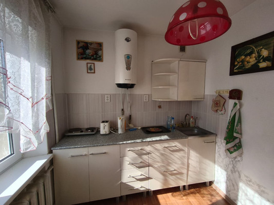 Продам двухкомнатную (2-комн.) квартиру, Б. Хмельницкого ул, 6, Туапсе г