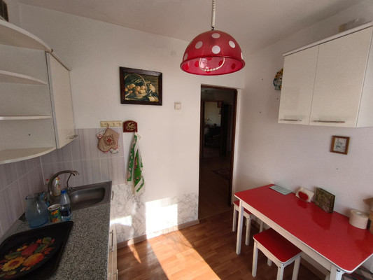 Продам двухкомнатную (2-комн.) квартиру, Б. Хмельницкого ул, 6, Туапсе г