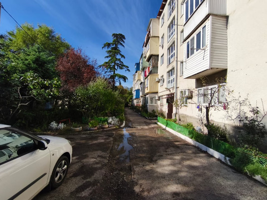 Продам двухкомнатную (2-комн.) квартиру, Б. Хмельницкого ул, 6, Туапсе г