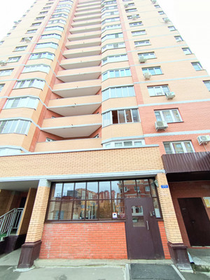 Продам двухкомнатную (2-комн.) квартиру, Лунная (Западный мкр.) ул, 17к3, Домодедово г