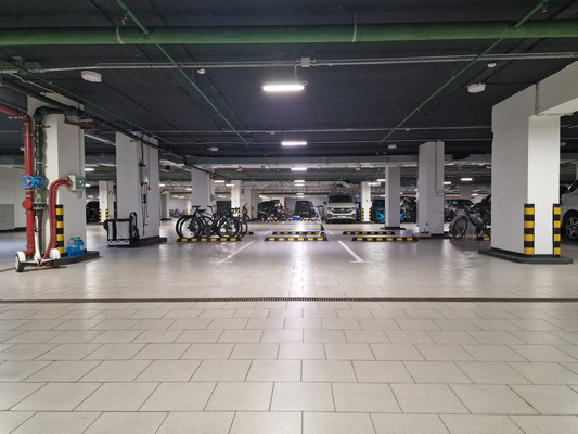 Продам машиноместо 16,5 м2, Новоалексеевская ул, 22к2, Москва г