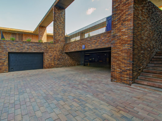 Продам машиноместо 16,5 м2, Новоалексеевская ул, 22к2, Москва г