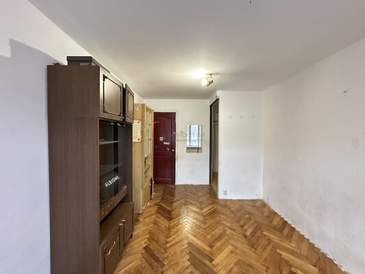 Продам трехкомнатную (3-комн.) квартиру, Пресненский Вал ул, 8к1, Москва г