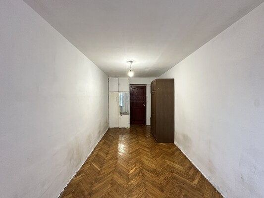 Продам трехкомнатную (3-комн.) квартиру, Пресненский Вал ул, 8к1, Москва г