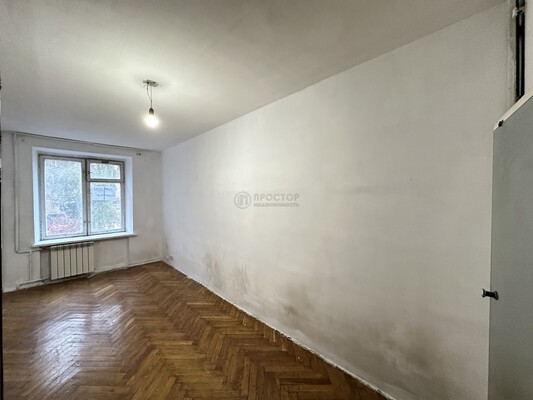 Продам трехкомнатную (3-комн.) квартиру, Пресненский Вал ул, 8к1, Москва г