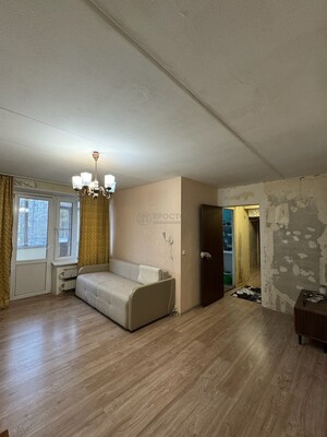 Продам трехкомнатную (3-комн.) квартиру, Домодедовская ул, 24к1, Москва г