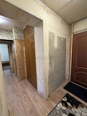 Продам трехкомнатную (3-комн.) квартиру, Домодедовская ул, 24к1, Москва г