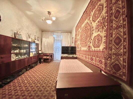 Продам трехкомнатную (3-комн.) квартиру, Гастелло ул, 41, Москва г