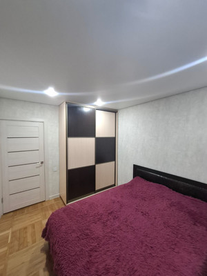 Продам трехкомнатную (3-комн.) квартиру, Зорге ул, 27/3, Ростов-на-Дону г