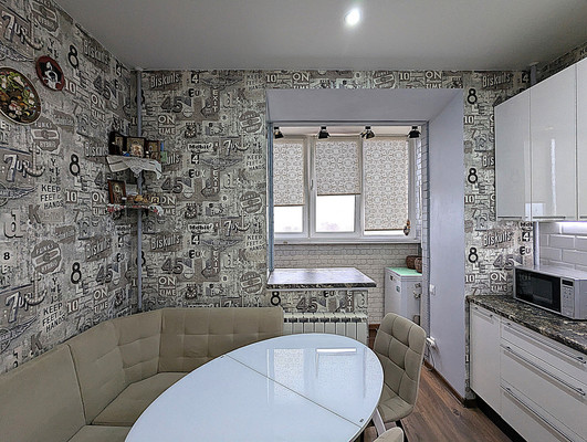 Продам однокомнатную (1-комн.) квартиру, Колхозная ул, 55к4, Услонь д