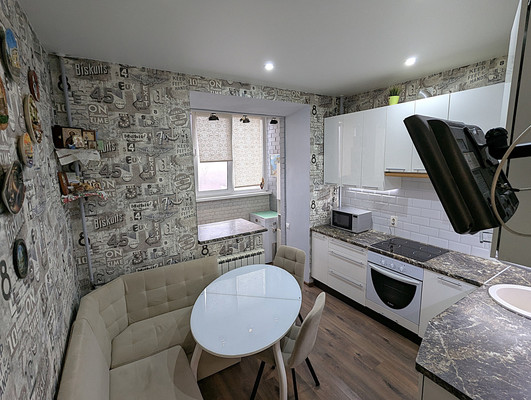 Продам однокомнатную (1-комн.) квартиру, Колхозная ул, 55к4, Услонь д