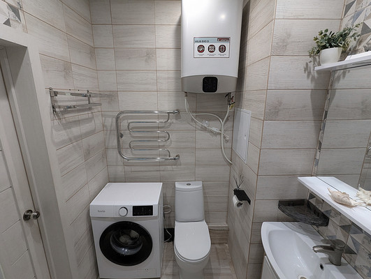 Продам однокомнатную (1-комн.) квартиру, Колхозная ул, 55к4, Услонь д