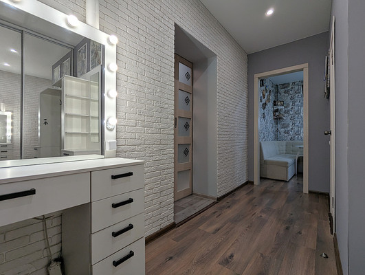 Продам однокомнатную (1-комн.) квартиру, Колхозная ул, 55к4, Услонь д